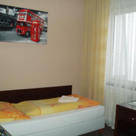 Hotel Bílá Růže Brno Esterno foto