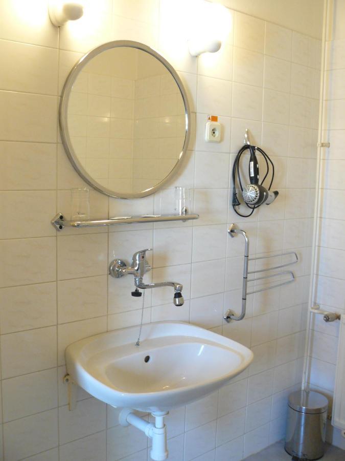 Hotel Bílá Růže Brno Esterno foto